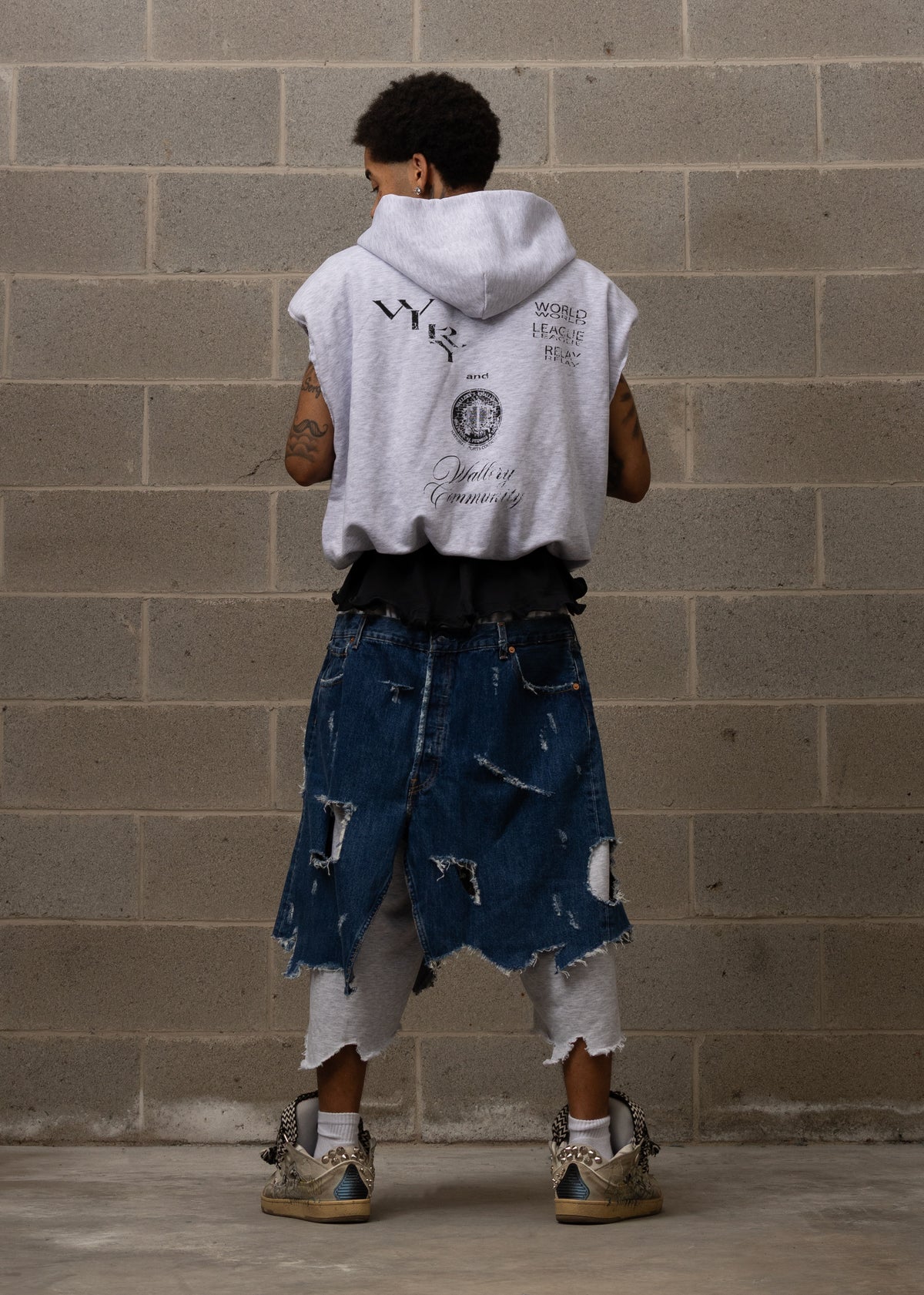 WLRY GREY PADDED SLEEVELESS HOODIE