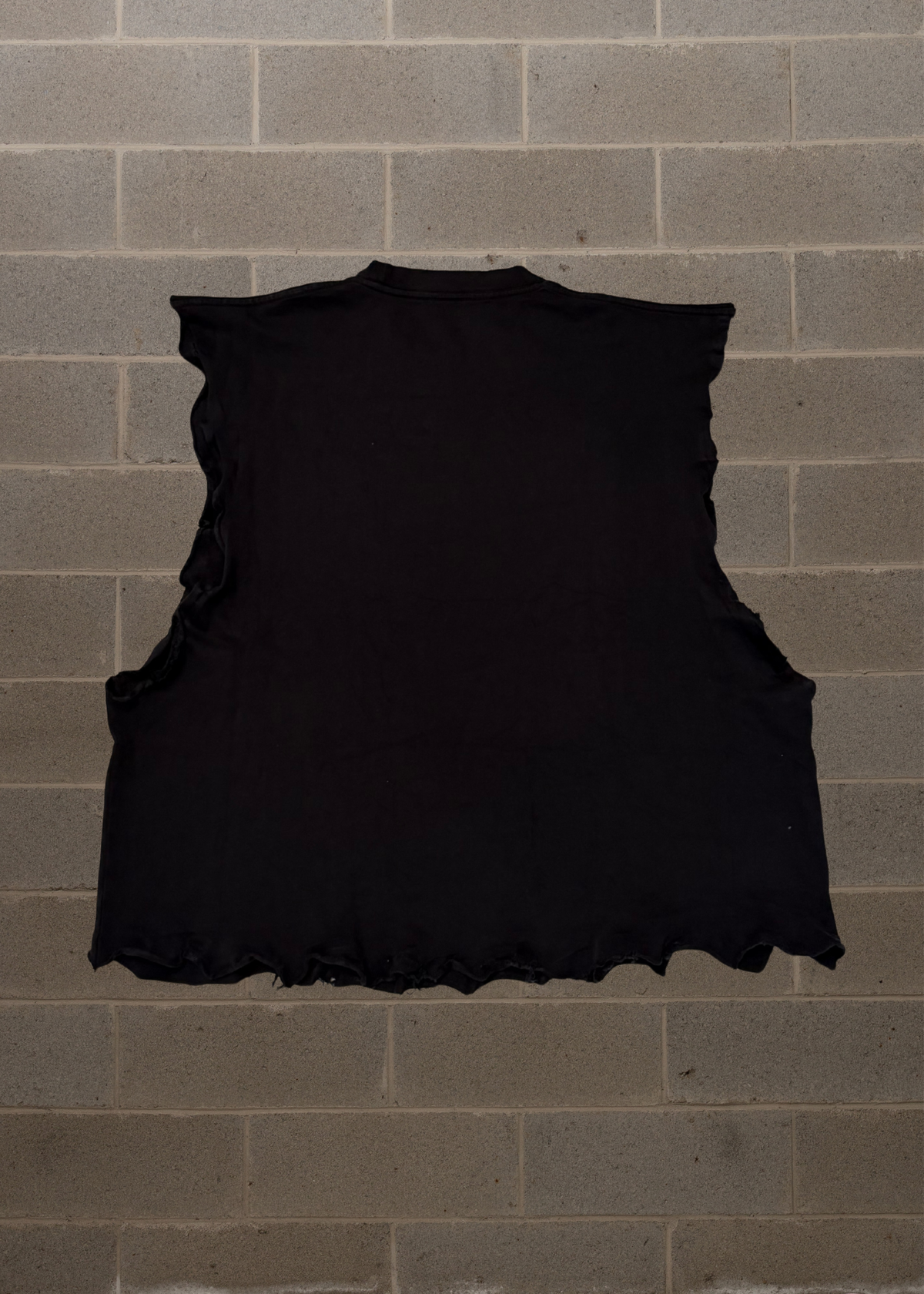WALLERY STAR DISTRESSED TANK TOP
