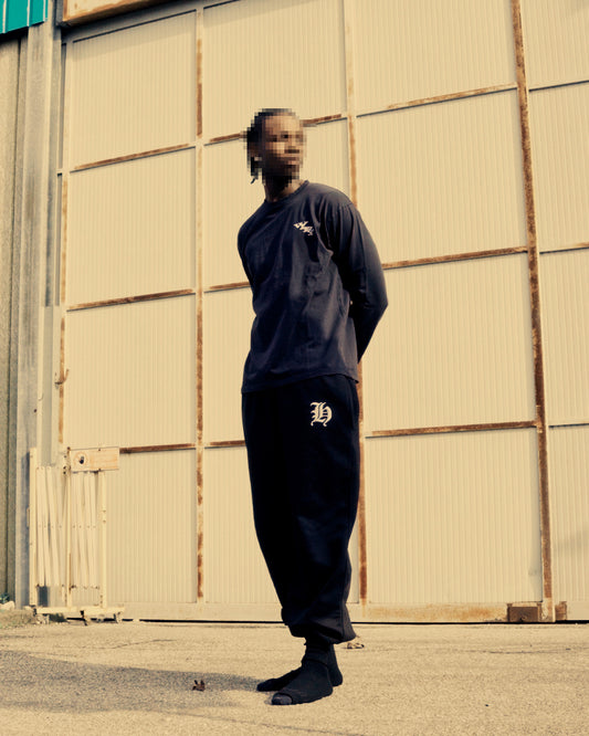 WLRY COMMUNITY LONG SLEEVE BLACK