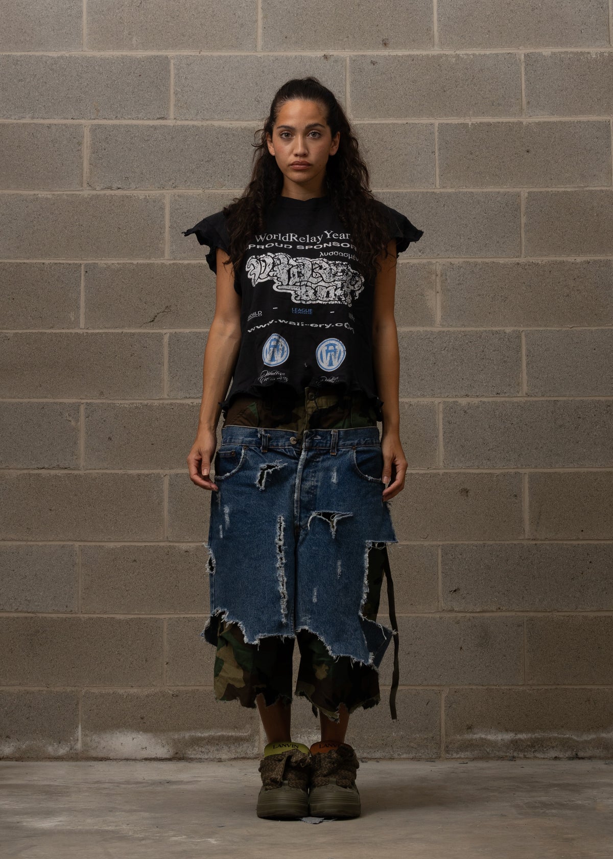 WLRY SPONSORED DISTRESSED TANK TOP