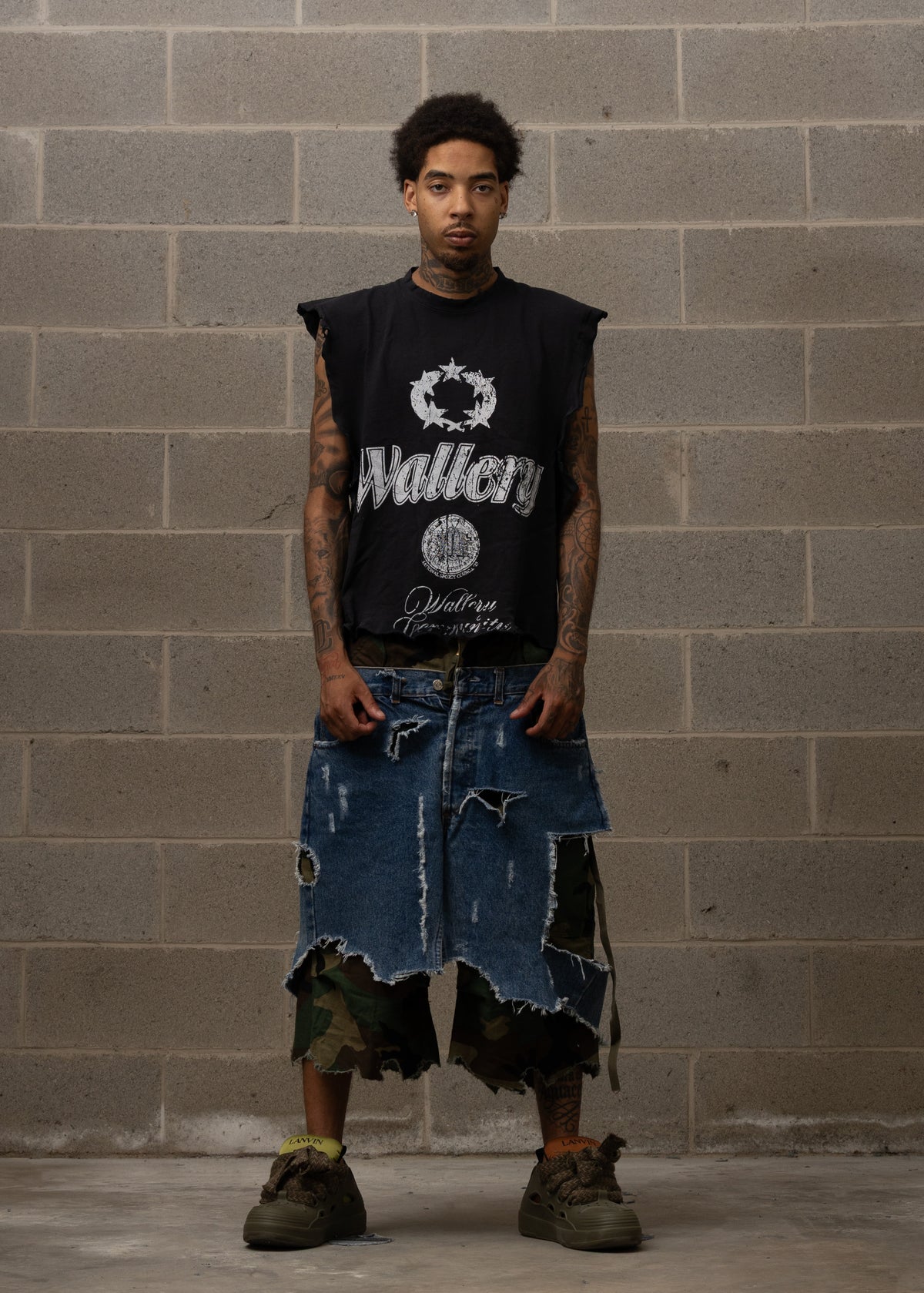 WALLERY STAR DISTRESSED TANK TOP