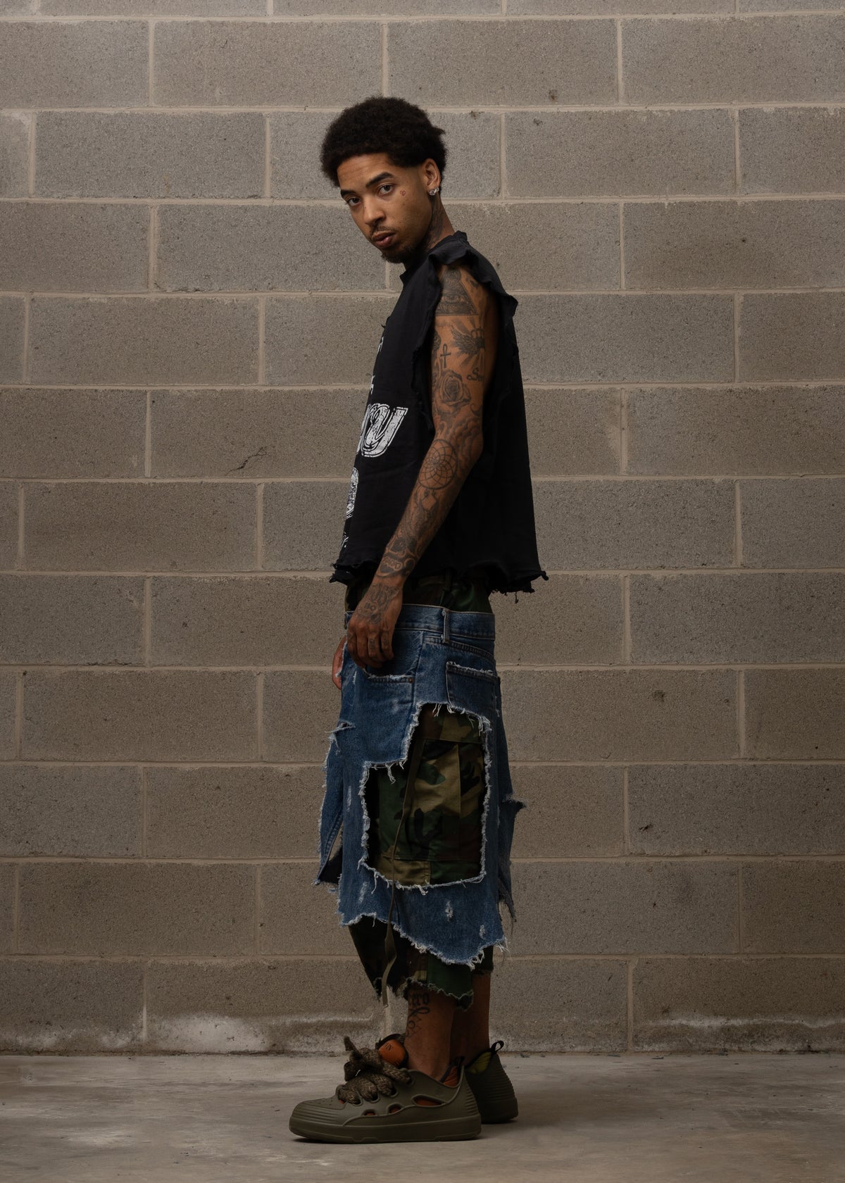 WALLERY STAR DISTRESSED TANK TOP